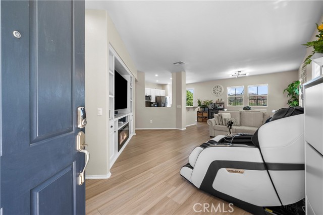 Detail Gallery Image 25 of 70 For 29248 Dakota Dr, Valencia,  CA 91354 - 4 Beds | 3 Baths