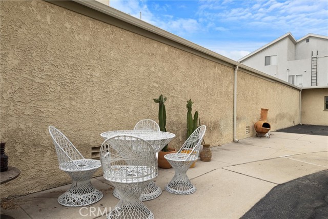 Detail Gallery Image 20 of 28 For 5309 Cahuenga Blvd #B,  North Hollywood,  CA 91601 - 2 Beds | 1 Baths