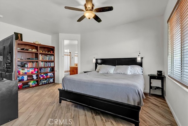 1774 Homestead Way, Lemoore CA: https://media.crmls.org/medias/161428e5-2d96-49c9-85ae-dc0c9318c9dc.jpg