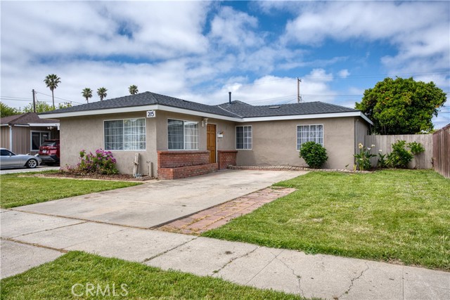 Detail Gallery Image 1 of 41 For 215 N C St, Lompoc,  CA 93436 - 3 Beds | 1 Baths