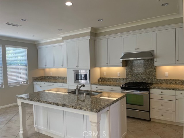 Detail Gallery Image 5 of 8 For 50 Sedgewick, Irvine,  CA 92620 - 3 Beds | 2/1 Baths