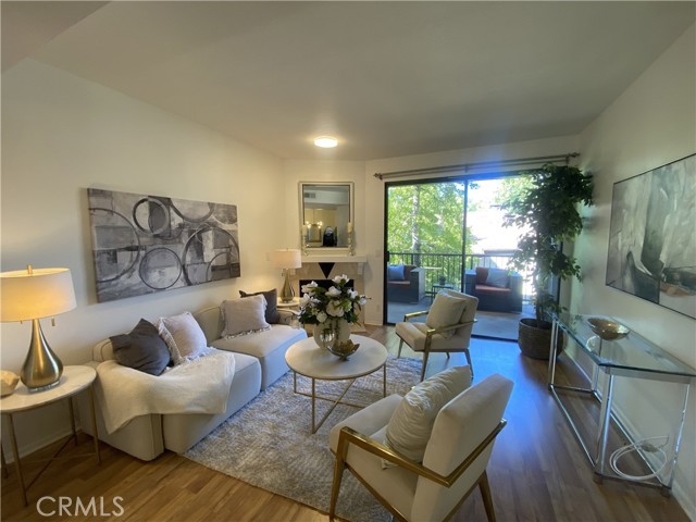 Detail Gallery Image 4 of 42 For 330 330 Cordova Street #261,  Pasadena,  CA 91101 - 2 Beds | 2 Baths