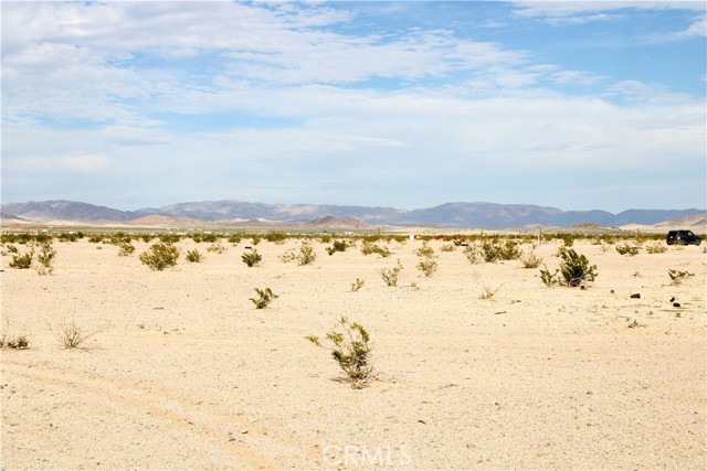 Detail Gallery Image 9 of 14 For 10 Ac Indian, Twentynine Palms,  CA 92277 - – Beds | – Baths