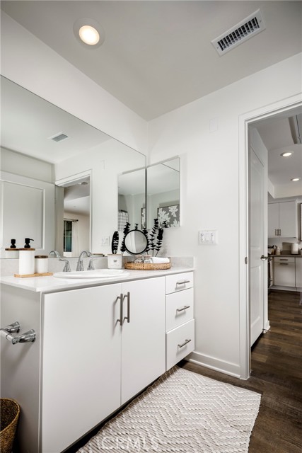 Image 7 of 14 For 9011 Cerise Lane 129