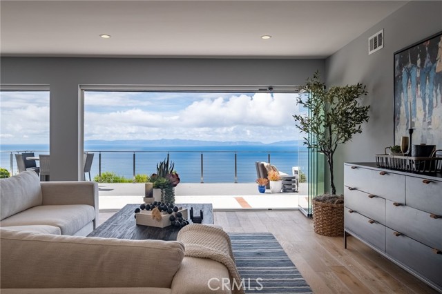 30481 Ganado, Rancho Palos Verdes, California 90275, 4 Bedrooms Bedrooms, ,3 BathroomsBathrooms,Residential,For Sale,Ganado,PV26067604