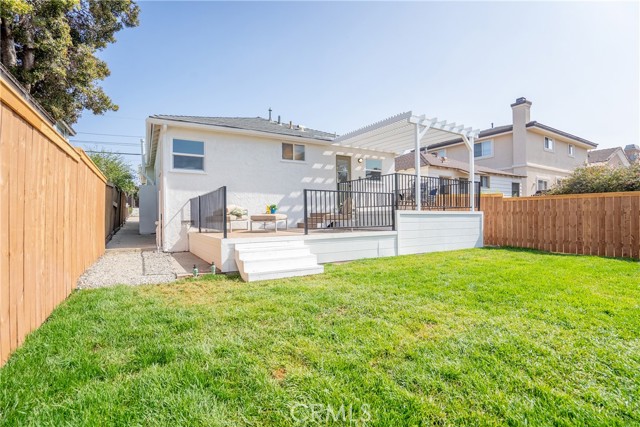 1906 Ruhland Avenue, Redondo Beach, California 90278, 3 Bedrooms Bedrooms, ,2 BathroomsBathrooms,Residential,For Sale,Ruhland,SB24235886