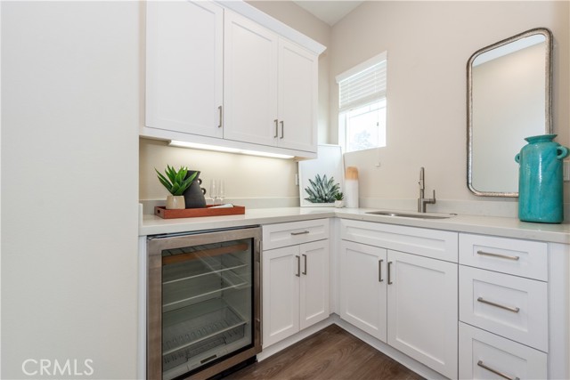 54 Sagan Way, Irvine CA: https://media.crmls.org/medias/1616f679-a682-4aaa-b8ea-4bfd8778bcdc.jpg