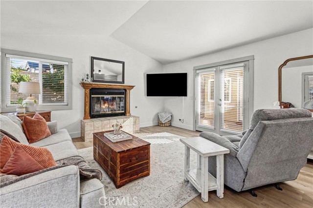 Detail Gallery Image 5 of 31 For 806 Pierce Dr, Santa Maria,  CA 93454 - 3 Beds | 2/1 Baths