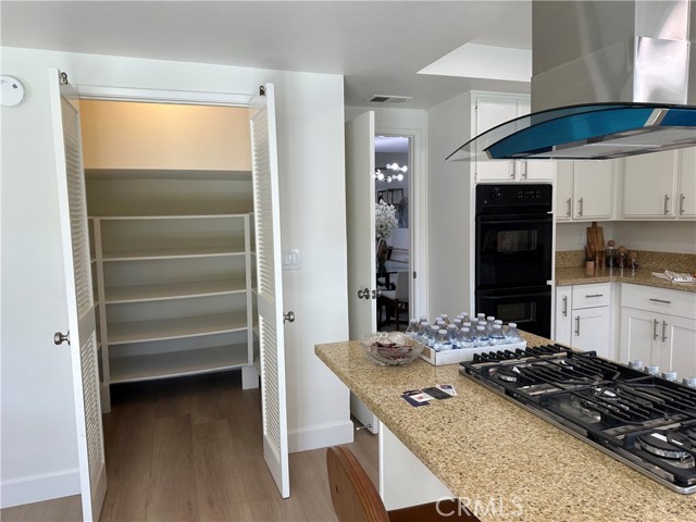 Detail Gallery Image 25 of 28 For 13728 Carleton, Cerritos,  CA 90703 - 5 Beds | 3 Baths