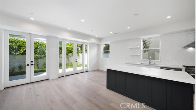 2421 Voorhees Avenue, Redondo Beach, California 90278, 4 Bedrooms Bedrooms, ,4 BathroomsBathrooms,Residential,Sold,Voorhees,PV21128390