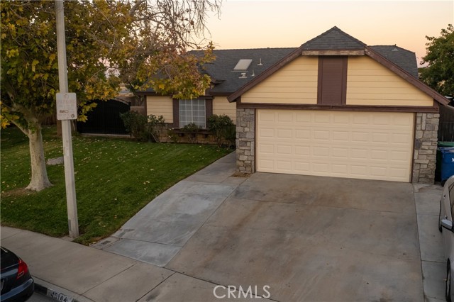 Detail Gallery Image 1 of 1 For 45144 Andale Ave, Lancaster,  CA 93535 - 2 Beds | 2 Baths