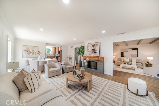 306 Felisa Court, Redlands CA: https://media.crmls.org/medias/1618c438-c8c0-44b5-8249-7ecef1c2d068.jpg