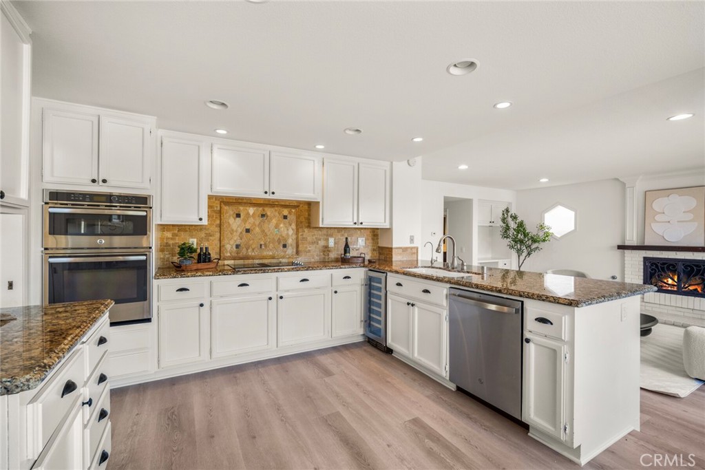 1618ec16 2317 4afd 91b2 4d1f8eb420d3