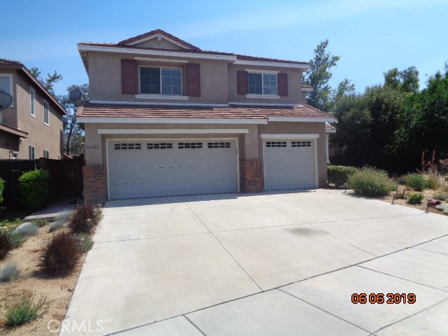 32501 Sprucewood Way, Lake Elsinore CA: https://media.crmls.org/medias/16197822-dfa0-44e7-ad16-8006764fe26e.jpg