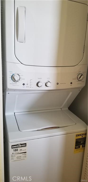 Detail Gallery Image 5 of 12 For 7014 Dorland, Chino,  CA 91710 - 2 Beds | 2/1 Baths