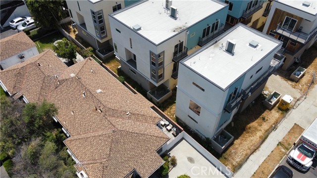 Detail Gallery Image 12 of 14 For 10802 Morrison St, North Hollywood,  CA 91601 - – Beds | – Baths