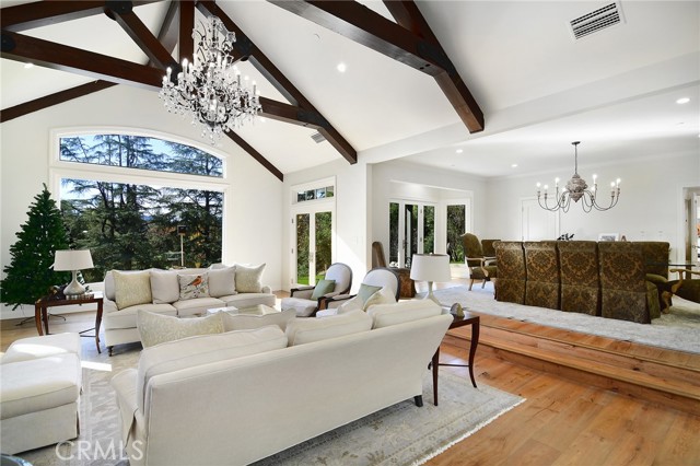 Detail Gallery Image 12 of 45 For 28600 Wagon Rd, Agoura Hills,  CA 91301 - 7 Beds | 7 Baths