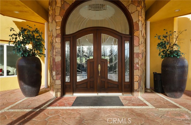 Detail Gallery Image 4 of 56 For 9446 Kern River, Bakersfield,  CA 93308 - 4 Beds | 4/1 Baths