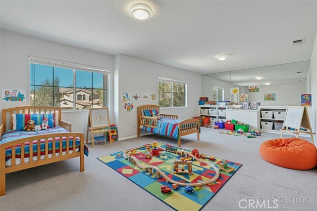 Detail Gallery Image 31 of 46 For 14218 Yellowstone Ln, Canyon Country,  CA 91387 - 6 Beds | 4 Baths