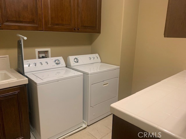 Detail Gallery Image 26 of 48 For 17130 Silver Moon Ct, Riverside,  CA 92503 - 3 Beds | 3/1 Baths