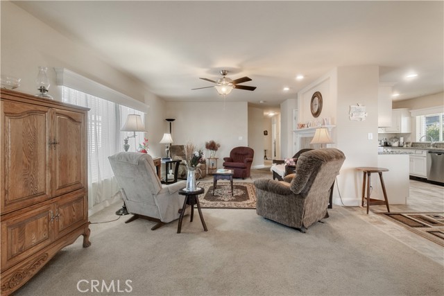 Detail Gallery Image 11 of 30 For 866 Count #4,  Livingston,  CA 95334 - 3 Beds | 2 Baths