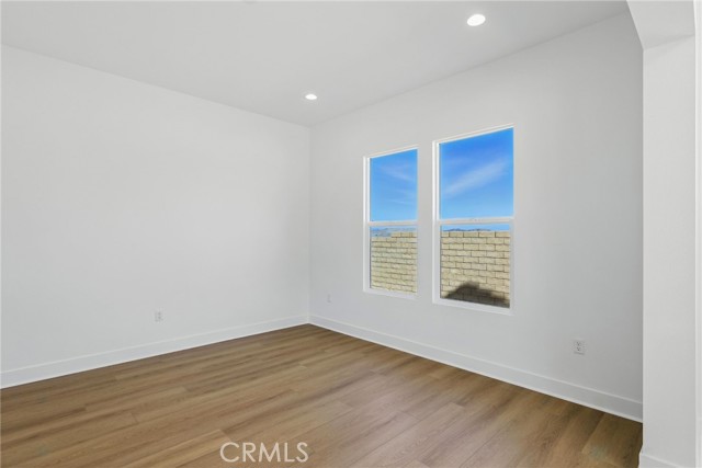 24186 N Camino Cascada, Valencia CA: https://media.crmls.org/medias/161e0a72-2c1e-4a98-9907-de49729e1ef5.jpg