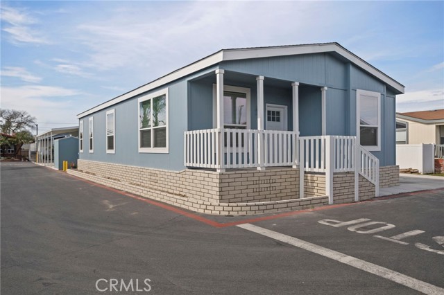 Detail Gallery Image 3 of 39 For 3050 Ball Rd #132,  Anaheim,  CA 92804 - 3 Beds | 2 Baths