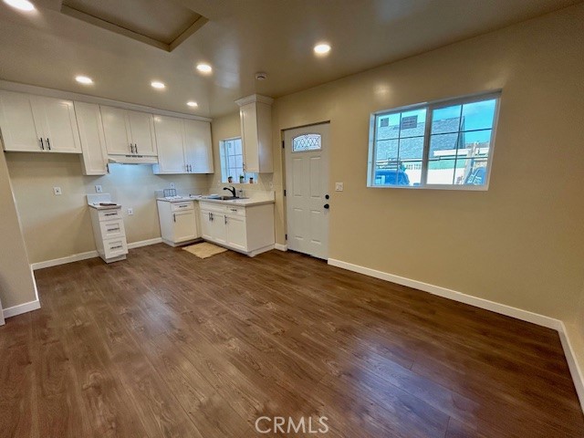 1052 W 109th Place, Los Angeles CA: https://media.crmls.org/medias/161eb477-5f0a-4c91-97f3-6a95eff9c2fa.jpg