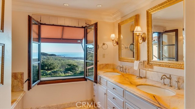 Image 44 of 74 For 5710 Moonstone Beach