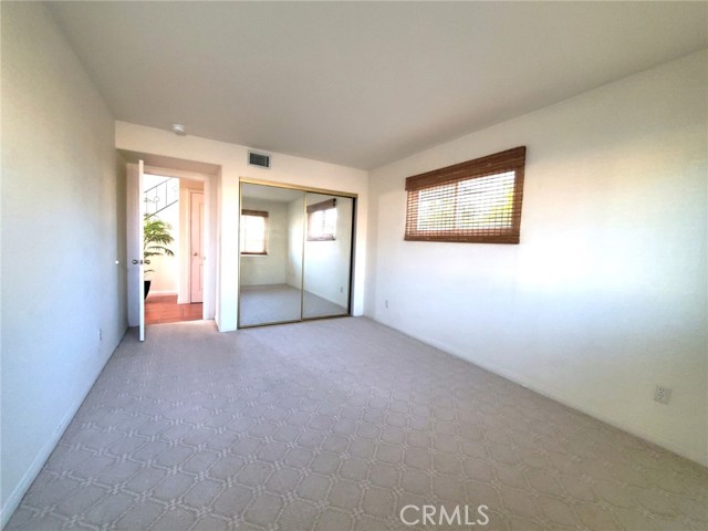 Detail Gallery Image 37 of 41 For 117 S Prospect Ave #a, Redondo Beach,  CA 90277 - 4 Beds | 2/1 Baths