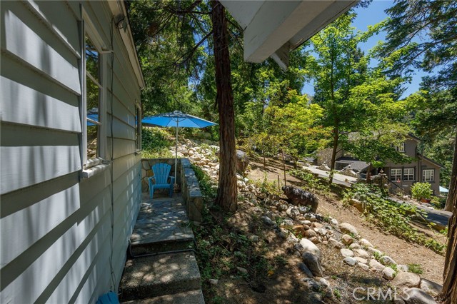 Detail Gallery Image 35 of 43 For 237 Corona Cir, Lake Arrowhead,  CA 92352 - 6 Beds | 3/1 Baths