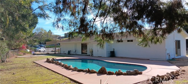 4208 Linda Vista, Fallbrook CA: https://media.crmls.org/medias/1622d038-4fd1-4e67-9b39-f30b53c1b696.jpg