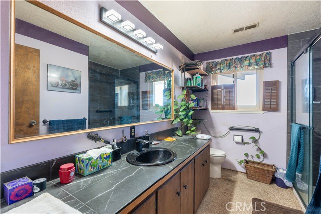 Detail Gallery Image 12 of 42 For 2581 Country Club Dr, Barstow,  CA 92311 - 3 Beds | 2 Baths