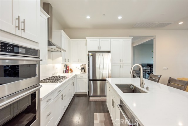 Detail Gallery Image 6 of 20 For 11828 Wandering Way, Corona,  CA 92883 - 2 Beds | 2 Baths