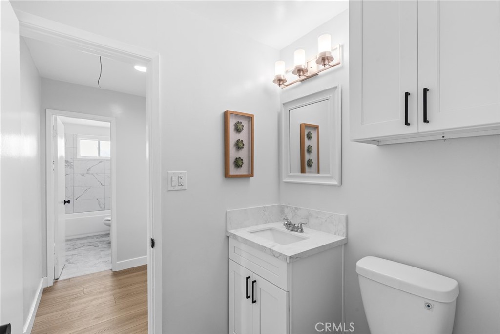 https://media.crmls.org/medias/1624b0bc-5fd9-4e32-85fa-22196cd59090.jpg?preset=X-Large