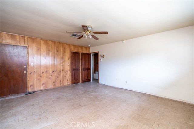Detail Gallery Image 11 of 16 For 1010 N Palm Ave, Hemet,  CA 92543 - 4 Beds | 2 Baths
