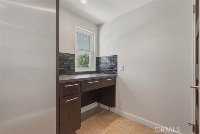 Detail Gallery Image 12 of 48 For 13231 Fiji Way #H,  Marina Del Rey,  CA 90292 - 3 Beds | 2/1 Baths