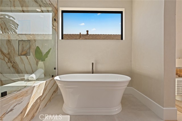 506 12th, Huntington Beach CA: https://media.crmls.org/medias/16258d0e-56c2-4df0-b2a6-3b6f26eb08e1.jpg