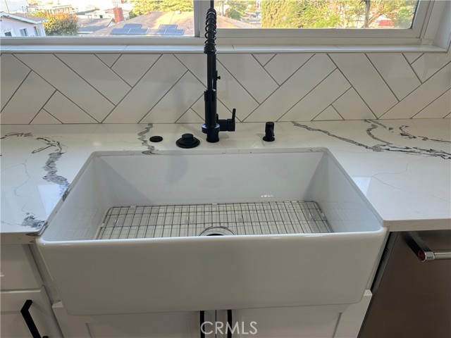 632 Truly, Vista CA: https://media.crmls.org/medias/1625b866-836c-4a67-bdc0-63e4233e4ef8.jpg
