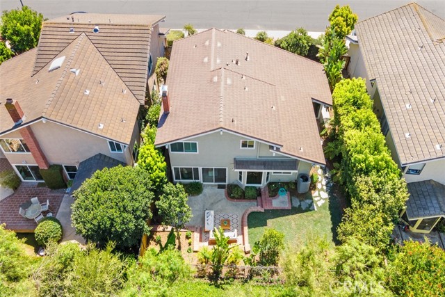 17 Silver Crescent, Irvine CA: https://media.crmls.org/medias/162626f7-ec31-4598-a84a-44fe0fd03ac2.jpg
