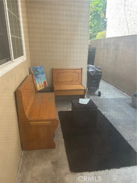 12532 Cranbrook Avenue, Hawthorne CA: https://media.crmls.org/medias/16262c05-ba9f-4b7b-9995-30fba6031869.jpg