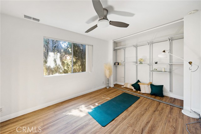 Detail Gallery Image 12 of 18 For 432 S Oak Knoll Ave #4,  Pasadena,  CA 91101 - 2 Beds | 2/1 Baths