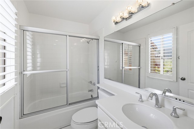 Detail Gallery Image 21 of 27 For 909 Muirfield, Newport Beach,  CA 92660 - 2 Beds | 2/1 Baths