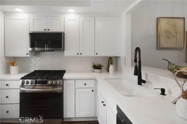 Detail Gallery Image 5 of 34 For 31 Brisa Del Lago, Rancho Santa Margarita,  CA 92688 - 2 Beds | 1 Baths