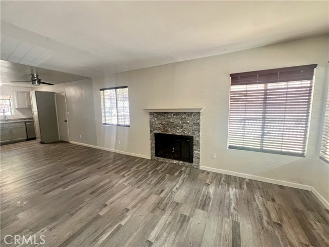 Detail Gallery Image 4 of 22 For 2430 Palo Alto Way, Running Springs,  CA 92382 - 4 Beds | 2 Baths