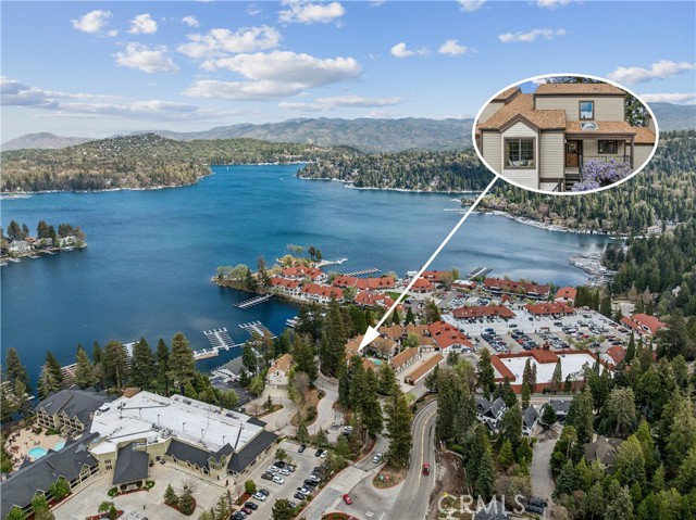 Detail Gallery Image 2 of 22 For 203 Village, Lake Arrowhead,  CA 92352 - 3 Beds | 2 Baths