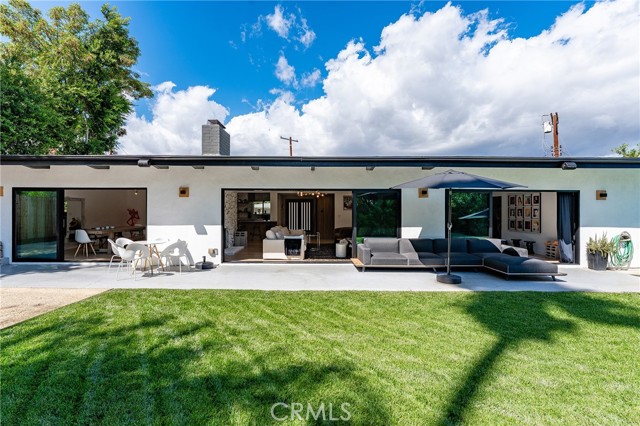 Detail Gallery Image 43 of 53 For 5700 El Canon Ave, Woodland Hills,  CA 91367 - 3 Beds | 3 Baths