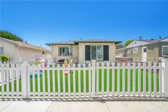 4220 W 165th Street, Lawndale CA: https://media.crmls.org/medias/16292e0f-f8c1-4046-8fe1-a9d8f851ec86.jpg