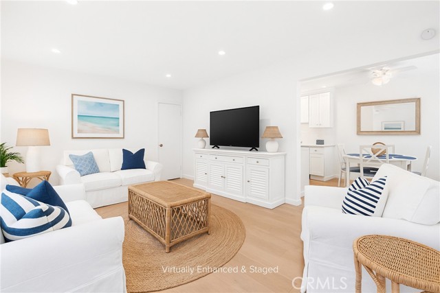 Front Image Thumbnail for CROC25234094