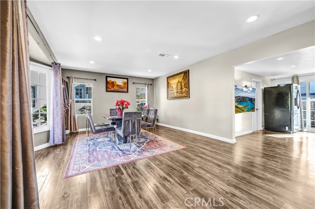 Detail Gallery Image 5 of 22 For 1220 Richard, Glendale,  CA 91206 - 2 Beds | 2 Baths